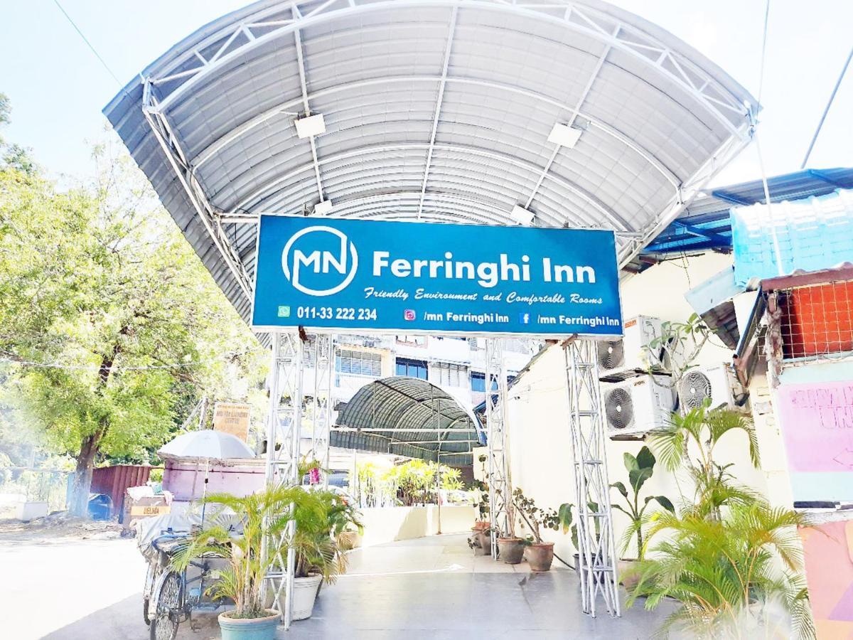 באטו פרינג'י Mn Ferringhi Inn מראה חיצוני תמונה