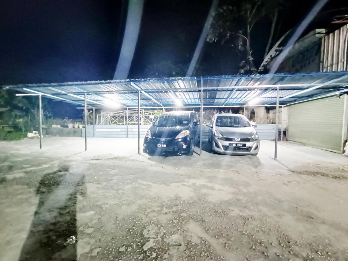 באטו פרינג'י Mn Ferringhi Inn מראה חיצוני תמונה